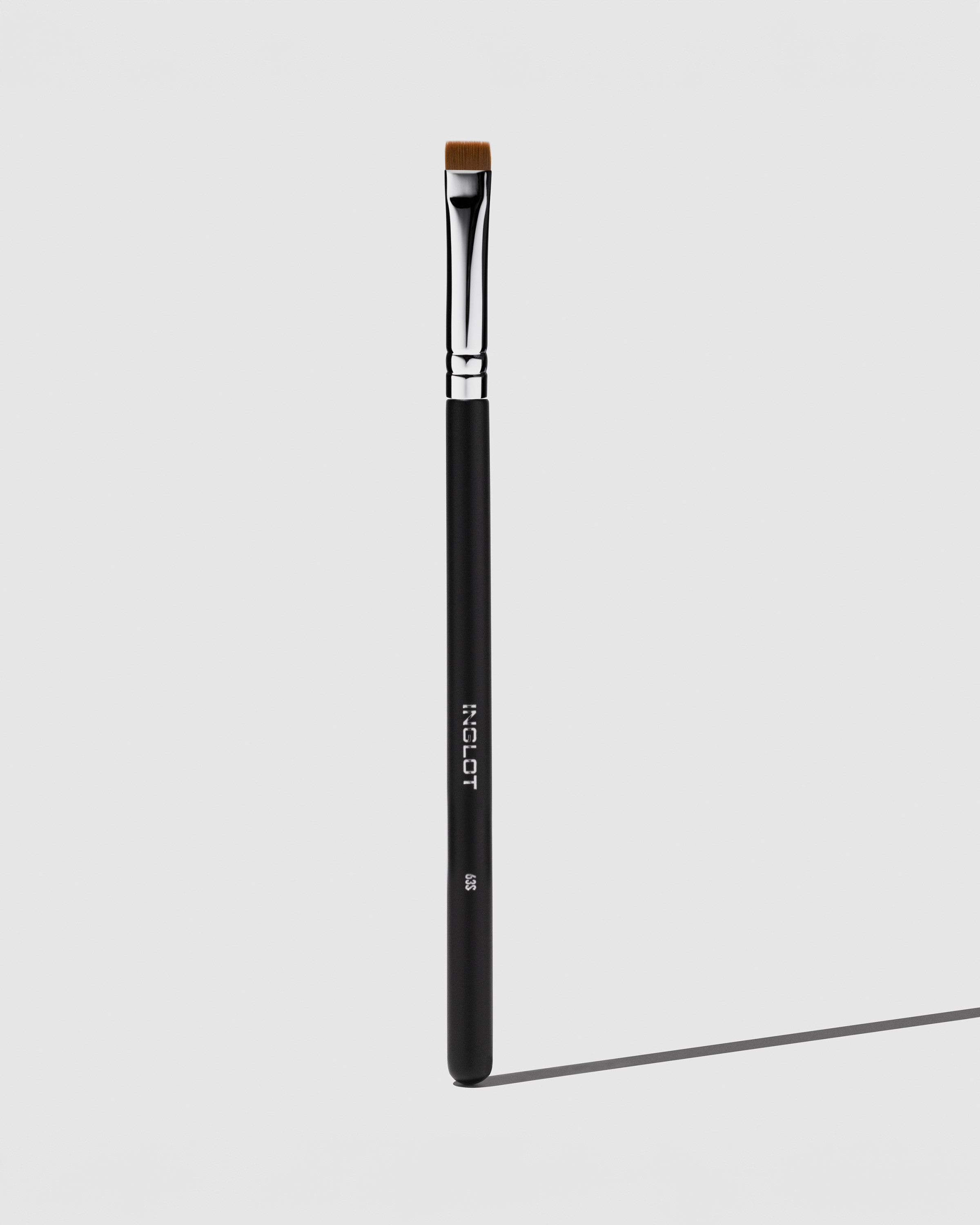 Click to zoom: Makeup Brush 63S